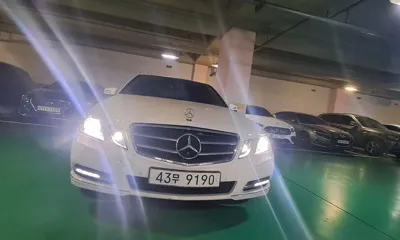 Mercedes-Benz E-Class · 2012 год