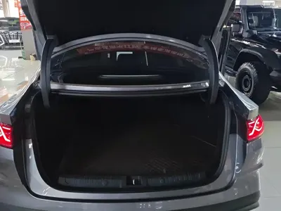 BYD Qin L 2025, 3900 км, за 72500 CNY