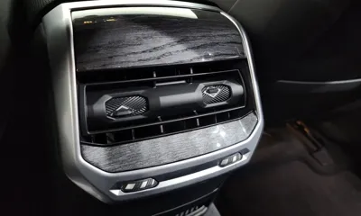BMW 7-Series 2024, 42042 км, за 97900000 KRW - фото 32