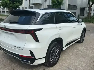 Changan 长安CS75PLUS 2023, 29800 км, за 52800 CNY - фото 9