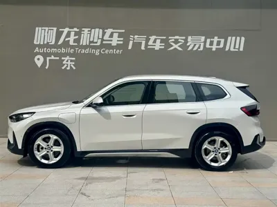 BMW iX1 2025, 3900 км, за 138800 CNY