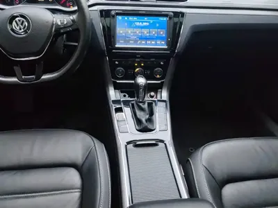 Volkswagen Passat 2017, 80300 км, за 60599 CNY - фото 16