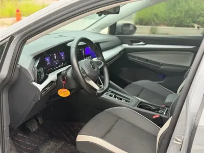 Volkswagen Golf 2021, 51000 км, за 76800 CNY