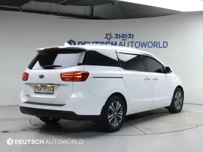 Kia Canival 2019, 114552 км, за 10800000 KRW - фото 2