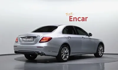 Mercedes-Benz E-Class 2018, 189067 км, за 16500000 KRW