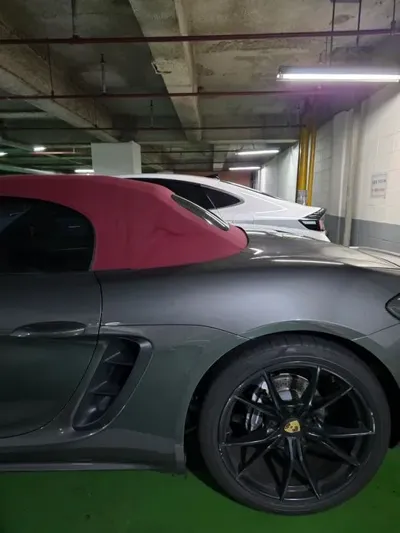 Porsche 718 · 2017 год