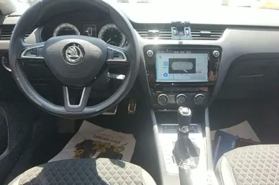 Skoda Octavia 2018, 78300 км, за 53146.52 CNY - фото 18