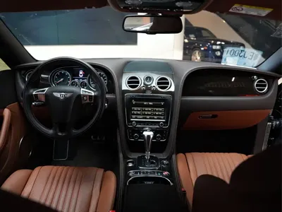 Bentley Continental 2017, 13000 км, за 898000 CNY - фото 8
