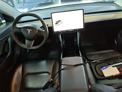 Tesla Model 3 2020, 60500 км, за 97300 CNY - фото 10