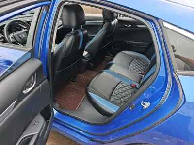 Honda Civic 2019, 80200 км, за 60900 CNY - фото 17