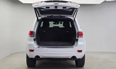 Jeep Cherokee 2018, 237938 км, за 12000000 KRW - фото 20