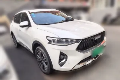 Haval F7 2019, 105399 км, за 40754.59 CNY