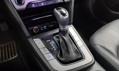 Hyundai Avante 2016, 83876 км, за 7900000 KRW - фото 9
