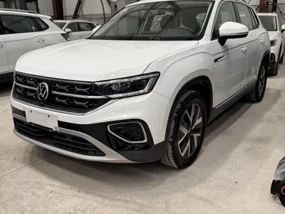 Volkswagen Tayron · 2023 год