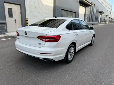 Volkswagen Lavida 2019, 40000 км, за 44600 CNY