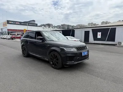 Land Rover Sport 2021, 85000 км, за 425000 CNY