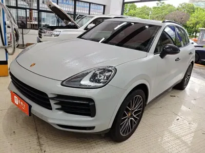 Porsche Cayenne · 2022 год