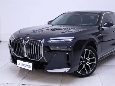 BMW 7 Series 2024, 34800 км, за 468000 CNY
