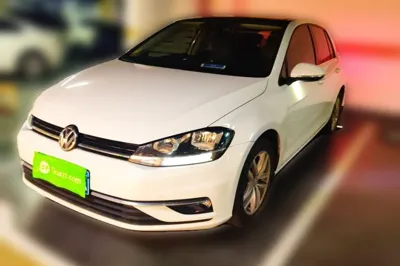 Volkswagen Golf · 2019 год