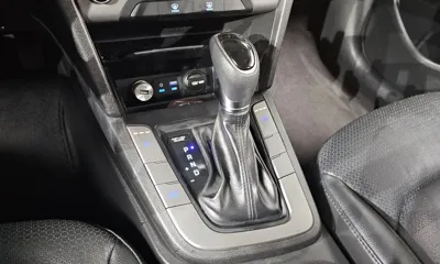Hyundai Avante 2018, 159365 км, за 7500000 KRW - фото 9