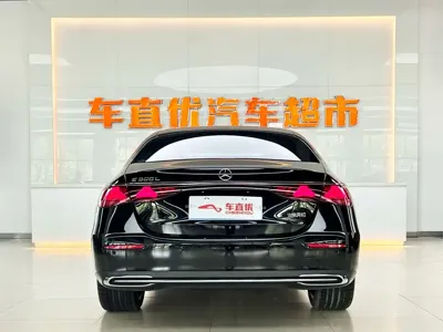 Mercedes-Benz E-Class 2025, 10500 км, за 376500 CNY - фото 6