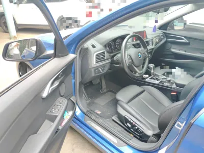 BMW 1 Series 2018, 74800 км, за 62447.86 CNY - фото 13