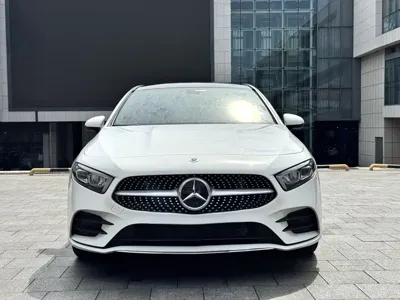Mercedes-Benz A-Class 2023, 30000 км, за 86500 CNY