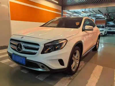 Mercedes-Benz GLA 2016, 68800 км, за 36500 CNY