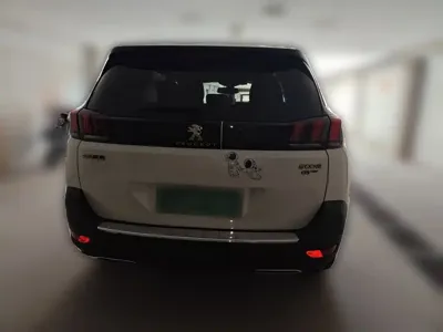 Peugeot 5008 2017, 90300 км, за 57699 CNY