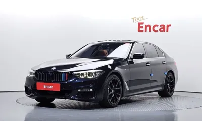 BMW 5-Series · 2018 год
