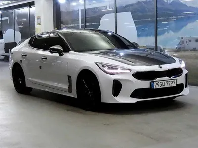 Kia Stinger · 2021 год