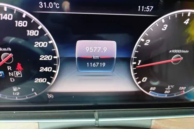 Mercedes-Benz E-Class 2019, 116700 км, за 181295.04 CNY - фото 11