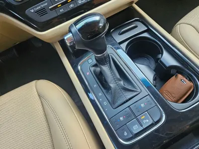 Kia Canival 2016, 145066 км, за 11900000 KRW - фото 9