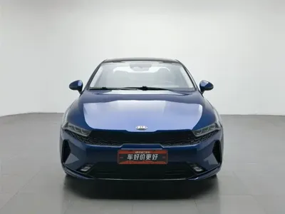 Kia K5 2020, 67100 км, за 59800 CNY