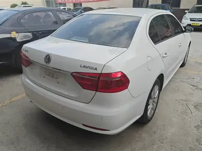 Volkswagen Lavida 2015, 81199 км, за 25800 CNY