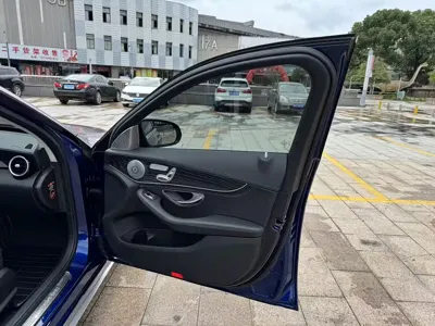 Mercedes-Benz C-Class 2019, 80000 км, за 95800 CNY - фото 27