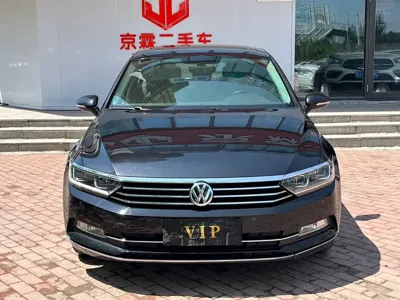 Volkswagen Magotan 2017, 102000 км, за 59800 CNY