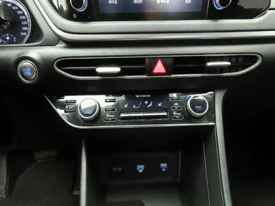 Hyundai Sonata 2022, 81590 км, за 15400000 KRW - фото 9