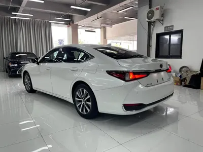 Lexus ES 2020, 110000 км, за 139800 CNY - фото 9