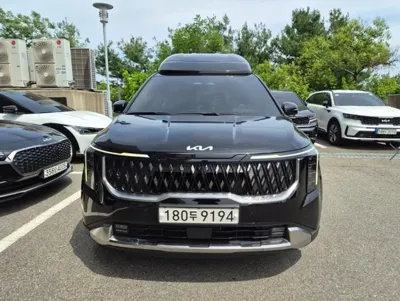 Kia Canival · 2025 год