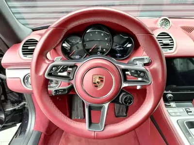 Porsche 718 2024, 11000 км, за 468000 CNY - фото 8