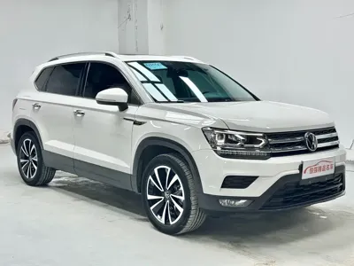 Volkswagen Tharu 2023, 29000 км, за 139800 CNY