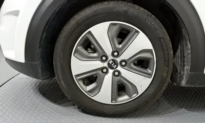 Kia Niro 2018, 174330 км, за 9900000 KRW - фото 5