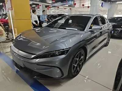 BYD Han 2022, 60700 км, за 120500 CNY - фото 1
