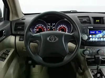 Toyota Highlander 2013, 138900 км, за 37900 CNY - фото 11
