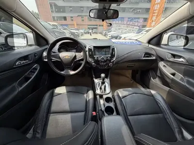 Chevrolet Cruze 2016, 29900 км, за 19800 CNY - фото 9
