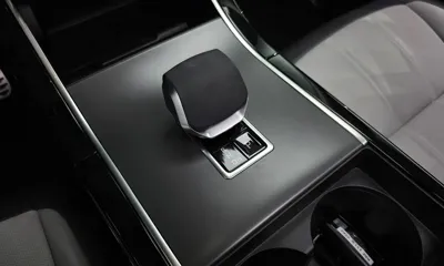 Land Rover Range Rover Evoque 2025, 12288 км, за 55000000 KRW - фото 9