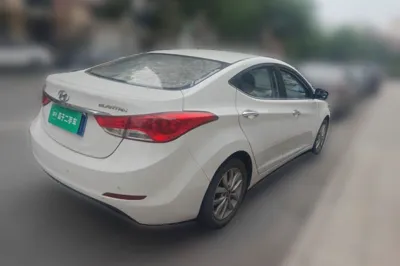 Hyundai Elantra (5th Generation 2015, 39300 км, за 31746.52 CNY - фото 4