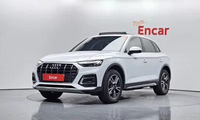 Audi Q5 · 2021 год