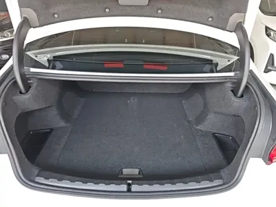 BMW i3 2024, 33700 км, за 149100 CNY - фото 19